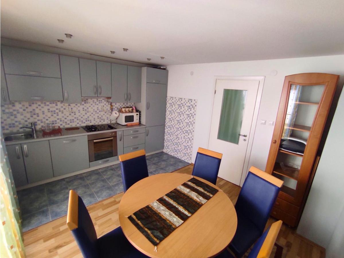 Apartment Jasmina サラエヴォ エクステリア 写真